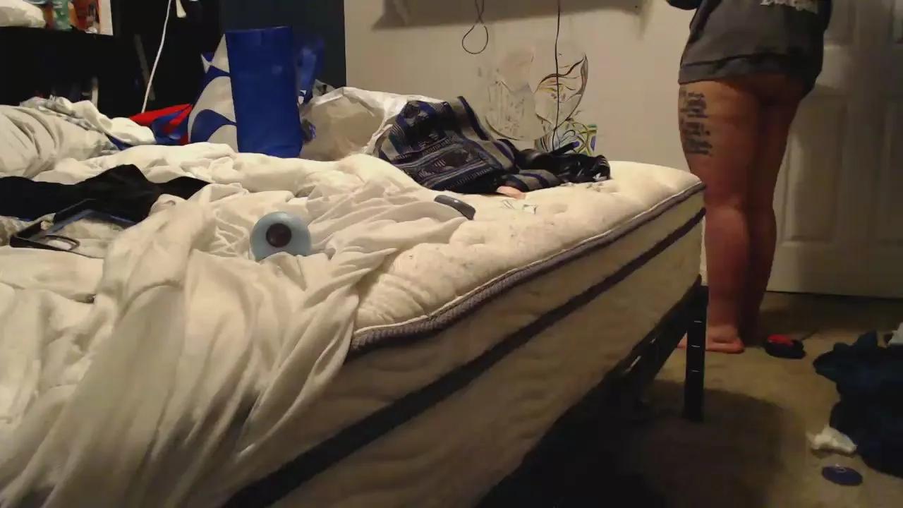 Offline DaniDebauchery on Cam4