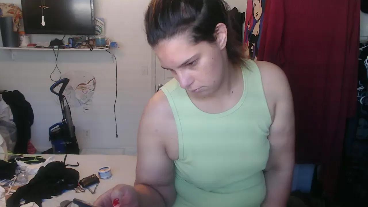 Offline DaniDebauchery on Cam4