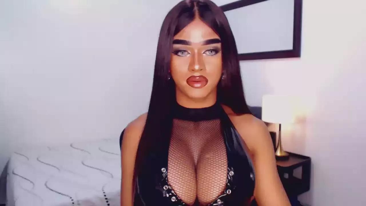 Offline DominantLatina on Cam4