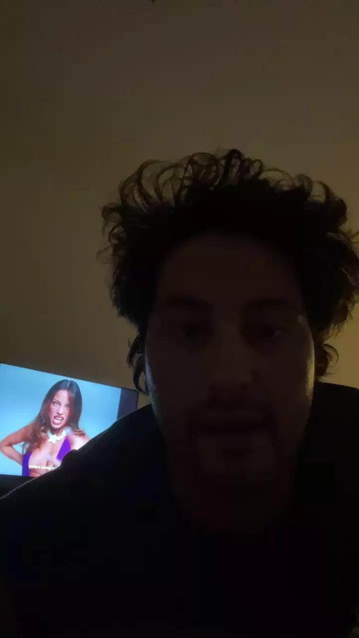 Offline dosversa22 on Cam4