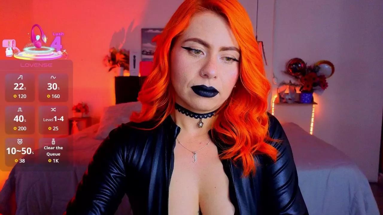 Offline Dulcecharlottee on Cam4