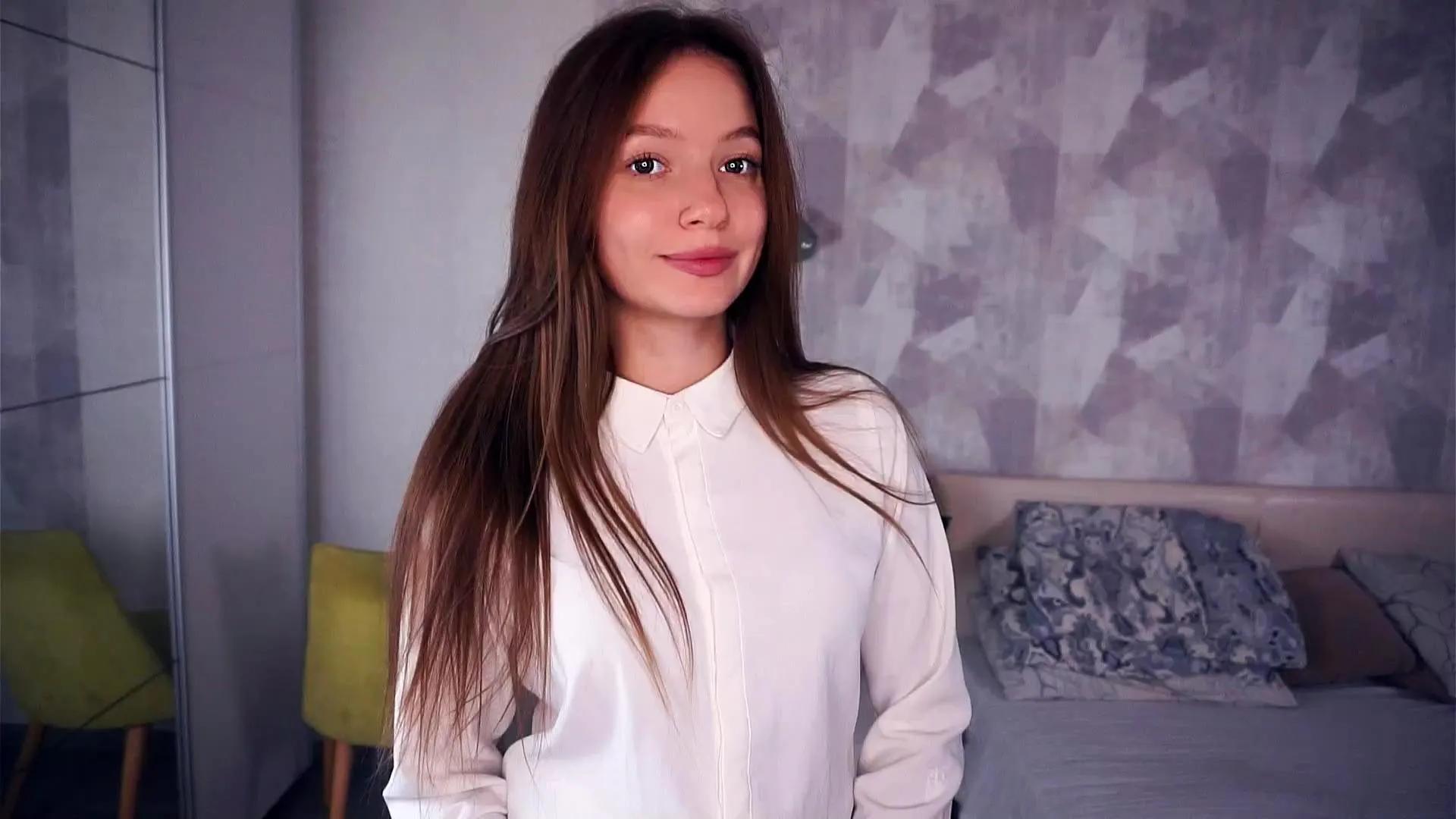 Cam4 EdithGoreham is Freechat EdithGoreham —  #cute #spanking #pee #striptease #taboo #schoolgirl #armpits