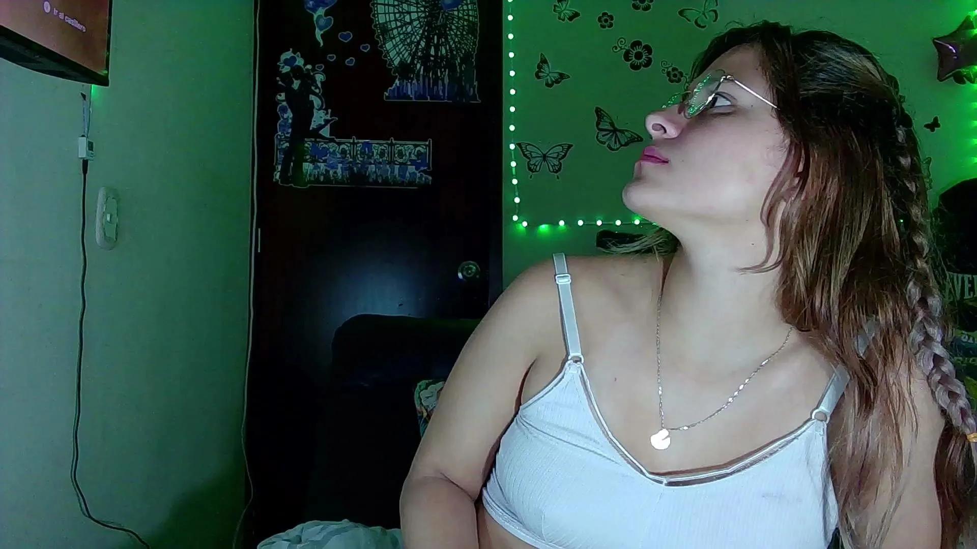 Offline Elith20 on Cam4