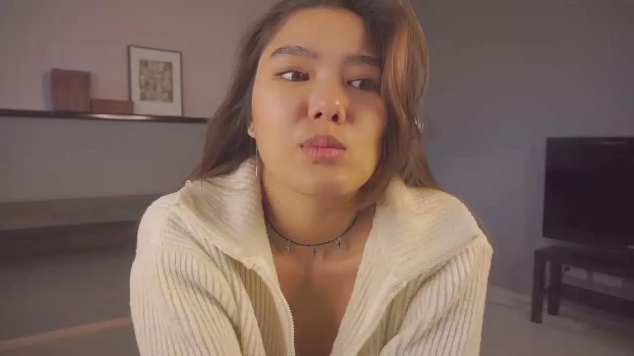 Offline ElletteBenny on Cam4