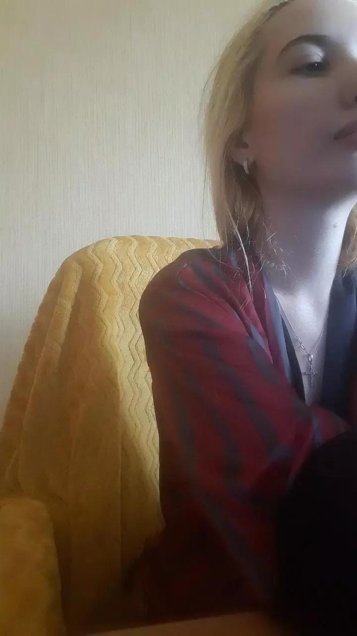 Offline Elzakom on Cam4