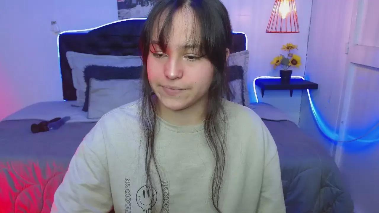 Offline Eymmy_24 on Cam4