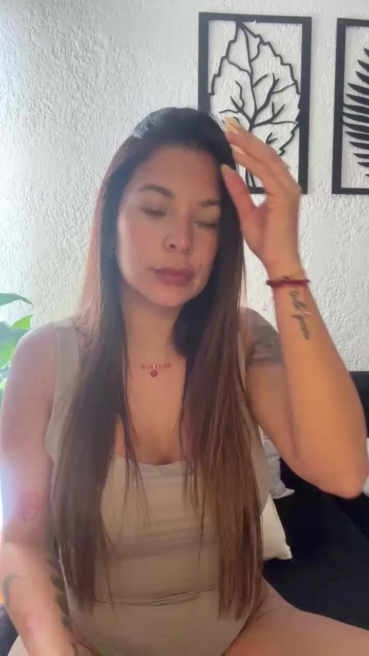 Cam4 flor_aura30 is Freechat flor_aura30 — Freechat on Cam4