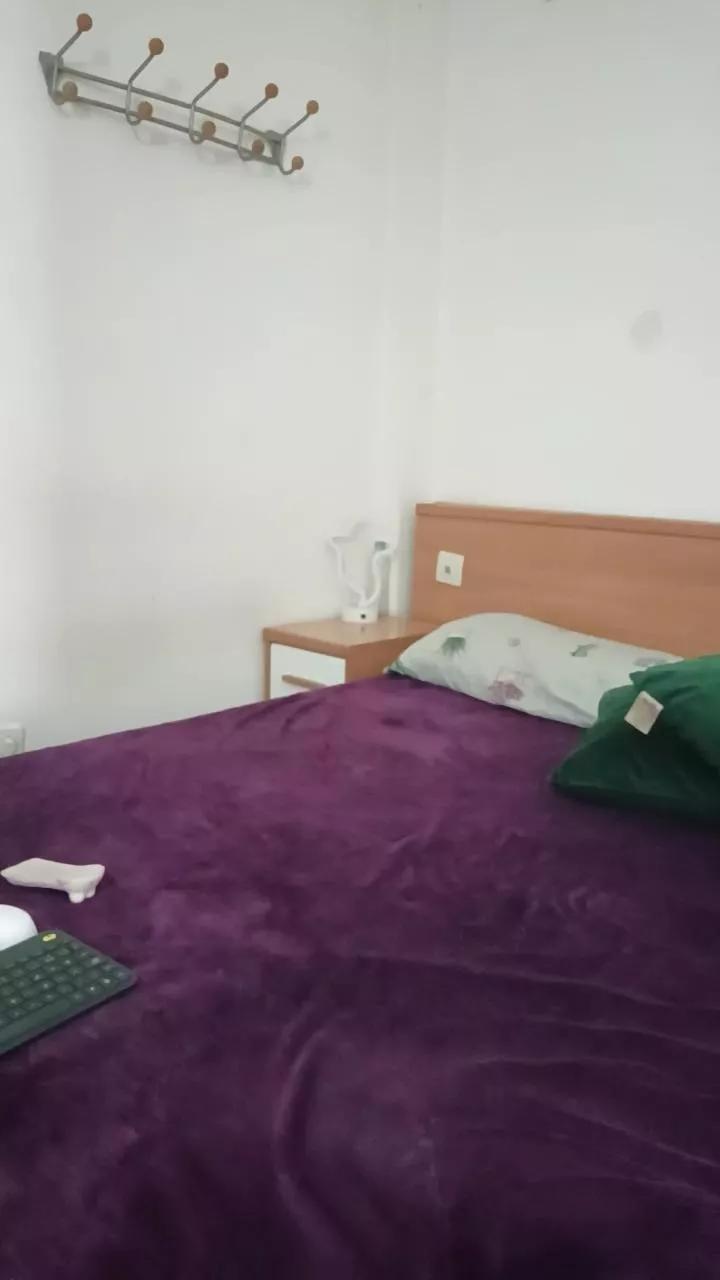 Offline FoxySpanks on Cam4