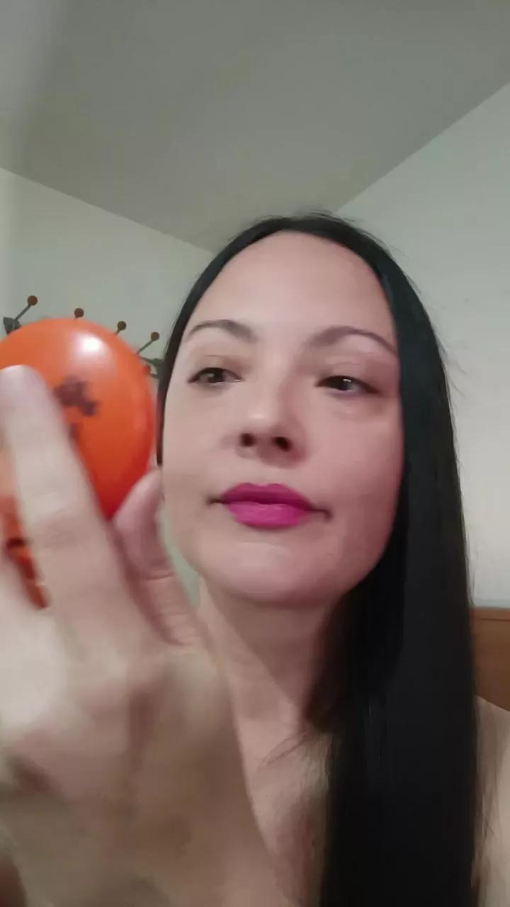 Offline FoxySpanks on Cam4