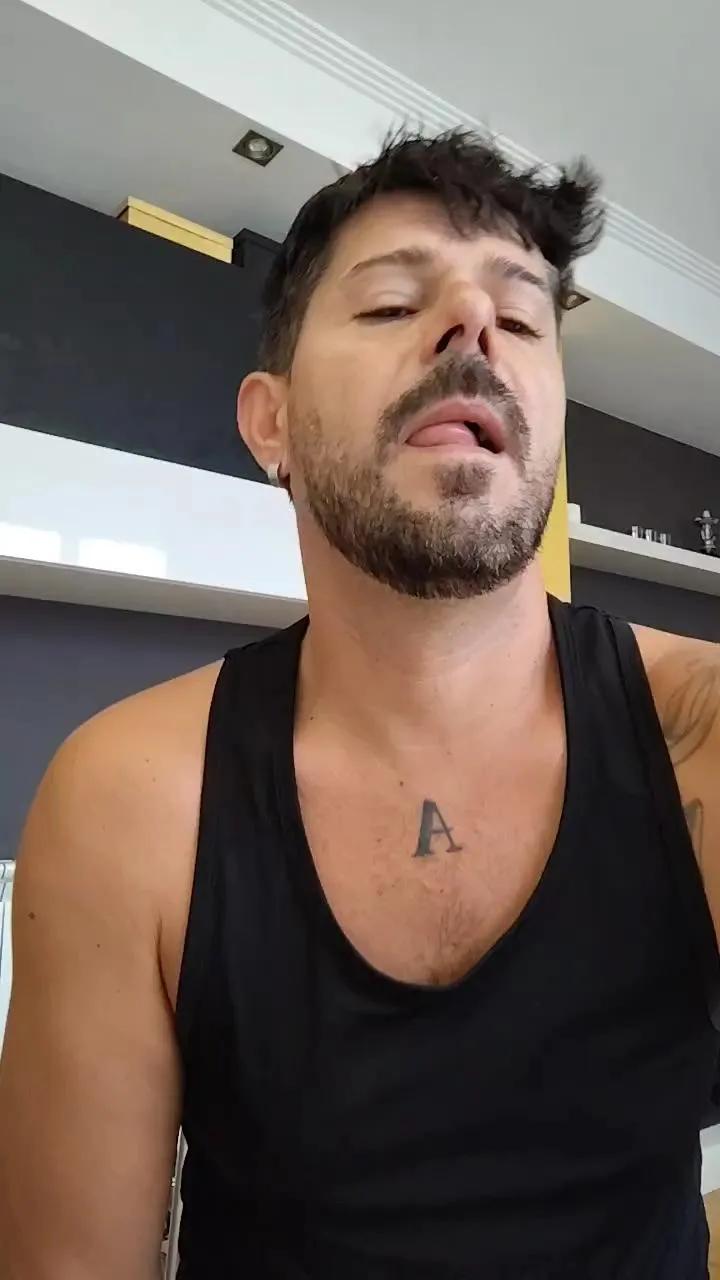 Freechat Fredylover on Cam4