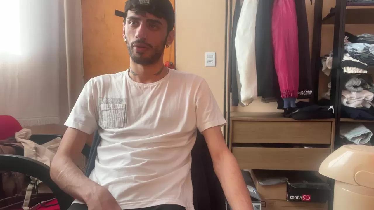 Offline GarotoDoSulRG on Cam4