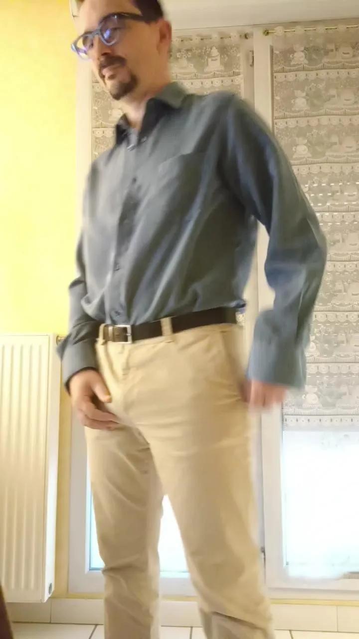 Offline gayversaboy69 on Cam4