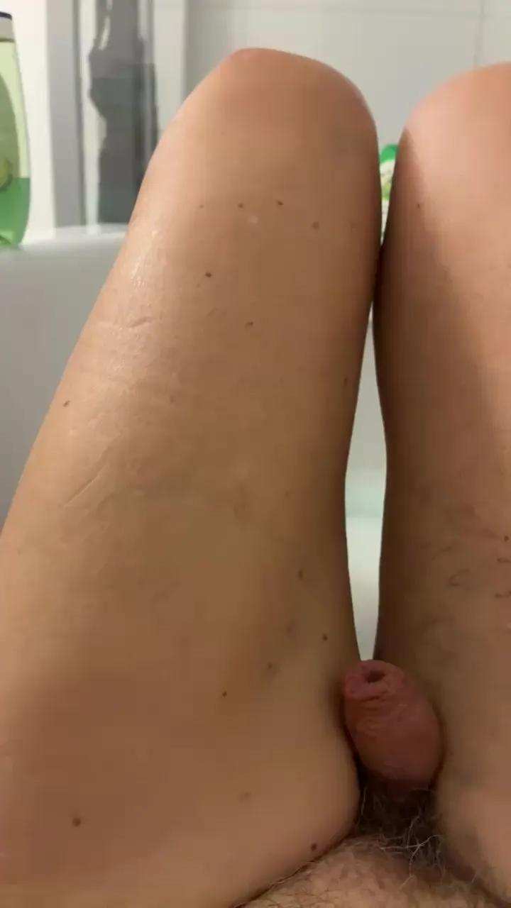 Offline GeilerSack65 on Cam4