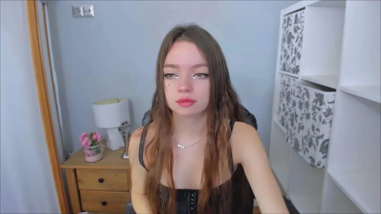 Offline GraceFlirt on Cam4