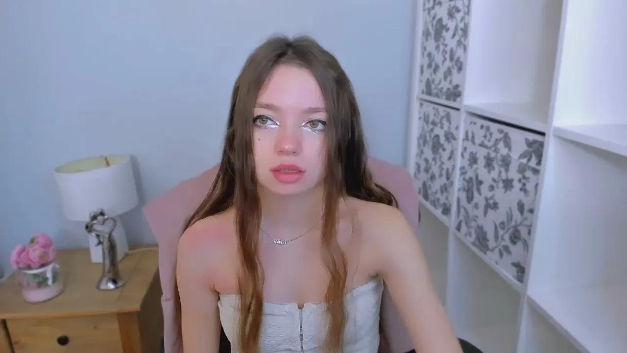 Offline GraceFlirt on Cam4