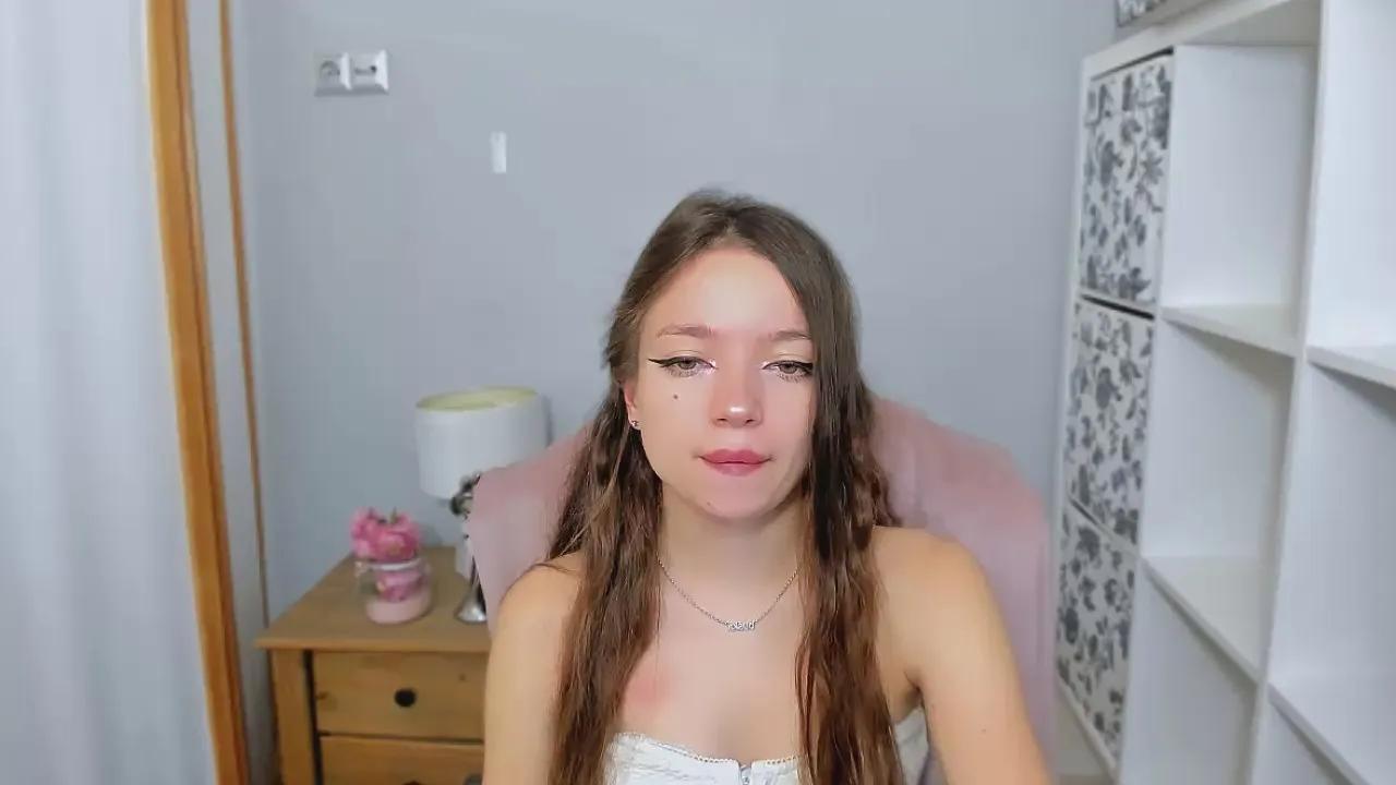 Offline GraceFlirt on Cam4