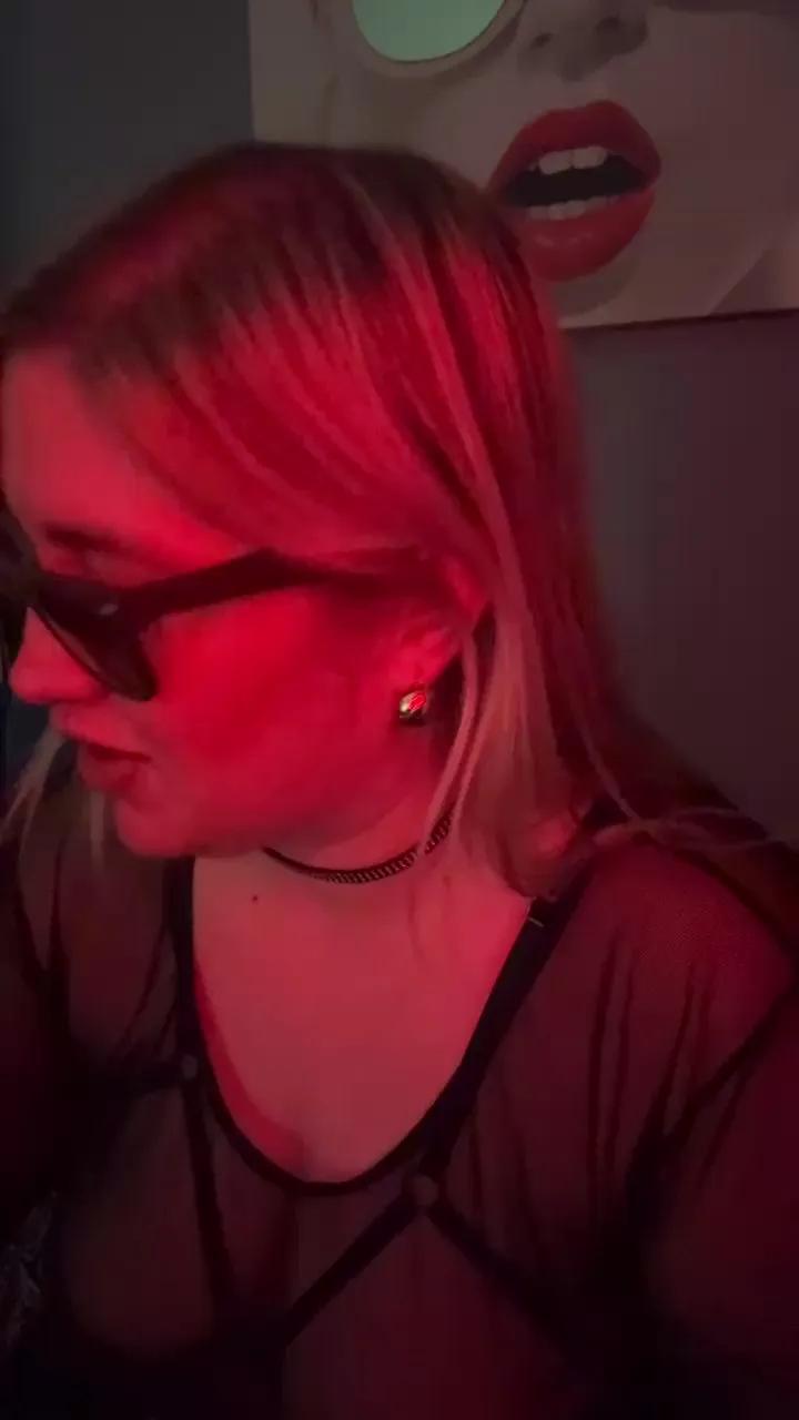 Offline granlady7 on Cam4