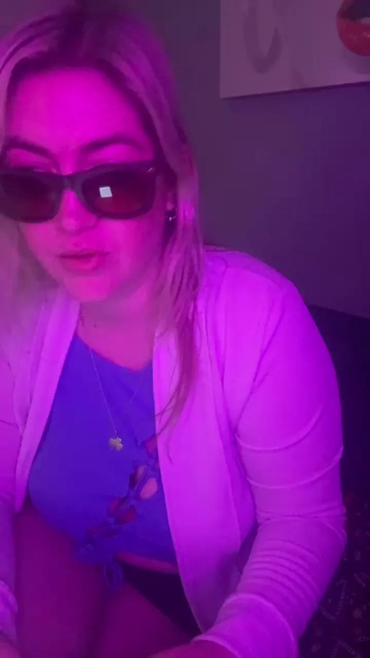 Offline granlady7 on Cam4