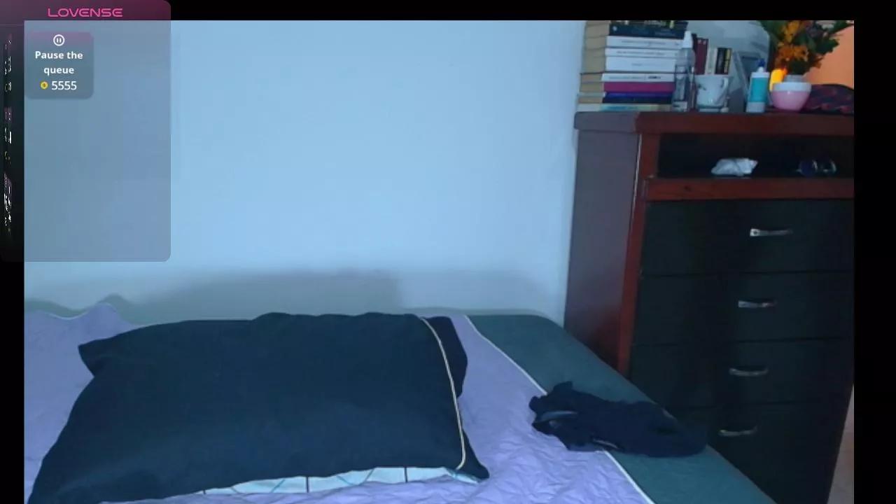 Offline hadediazg on Cam4