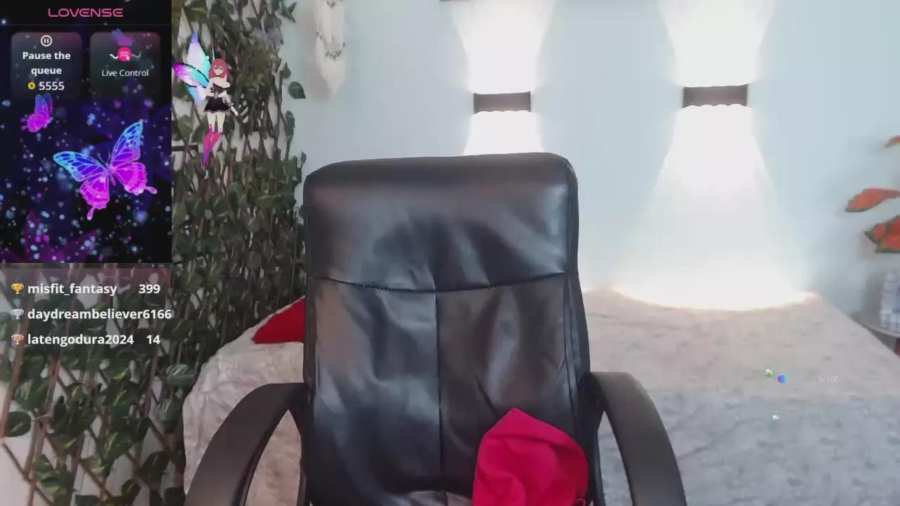 Offline Hilaryjane1 on Cam4