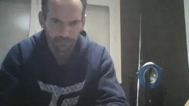 Offline hotfrenchcho on Cam4