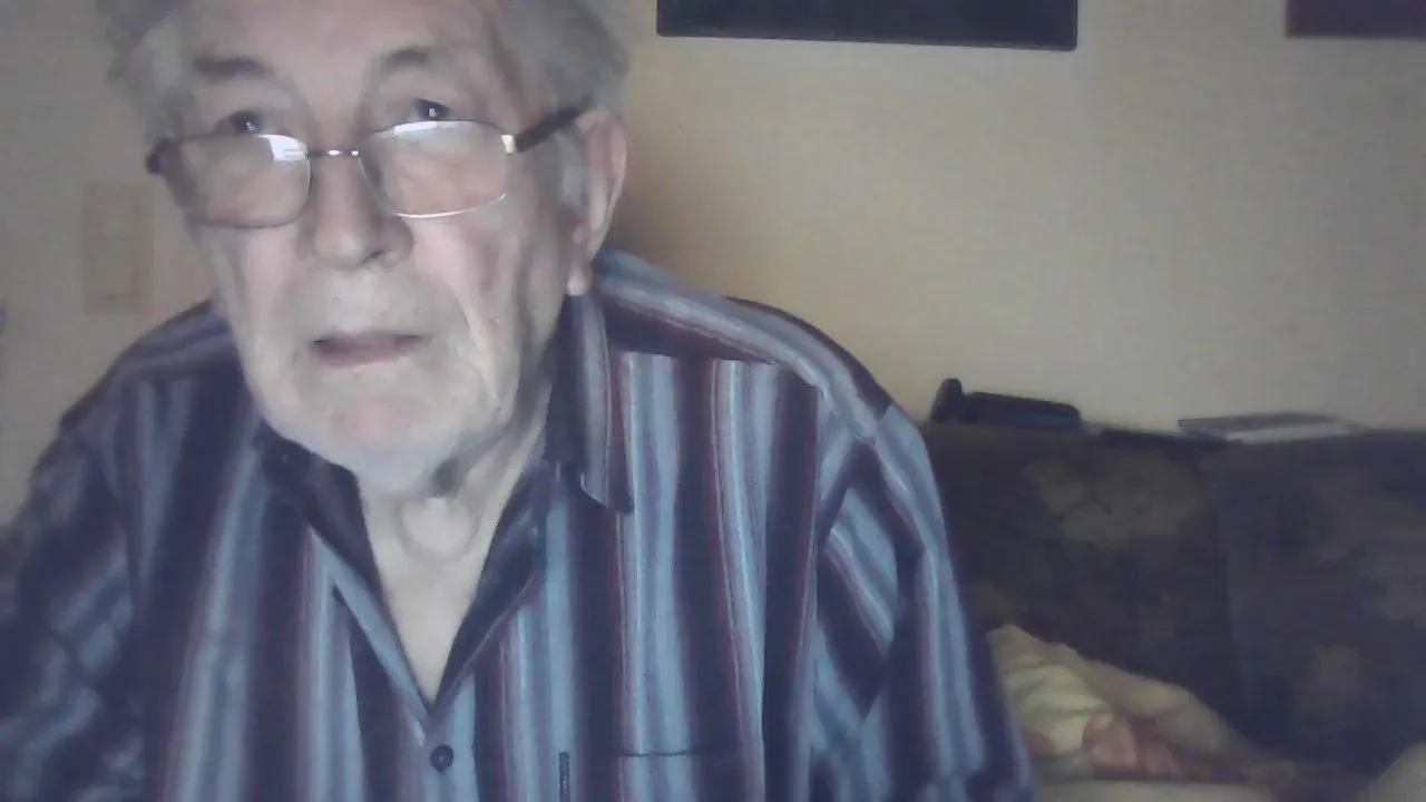 Offline idefix091 on Cam4