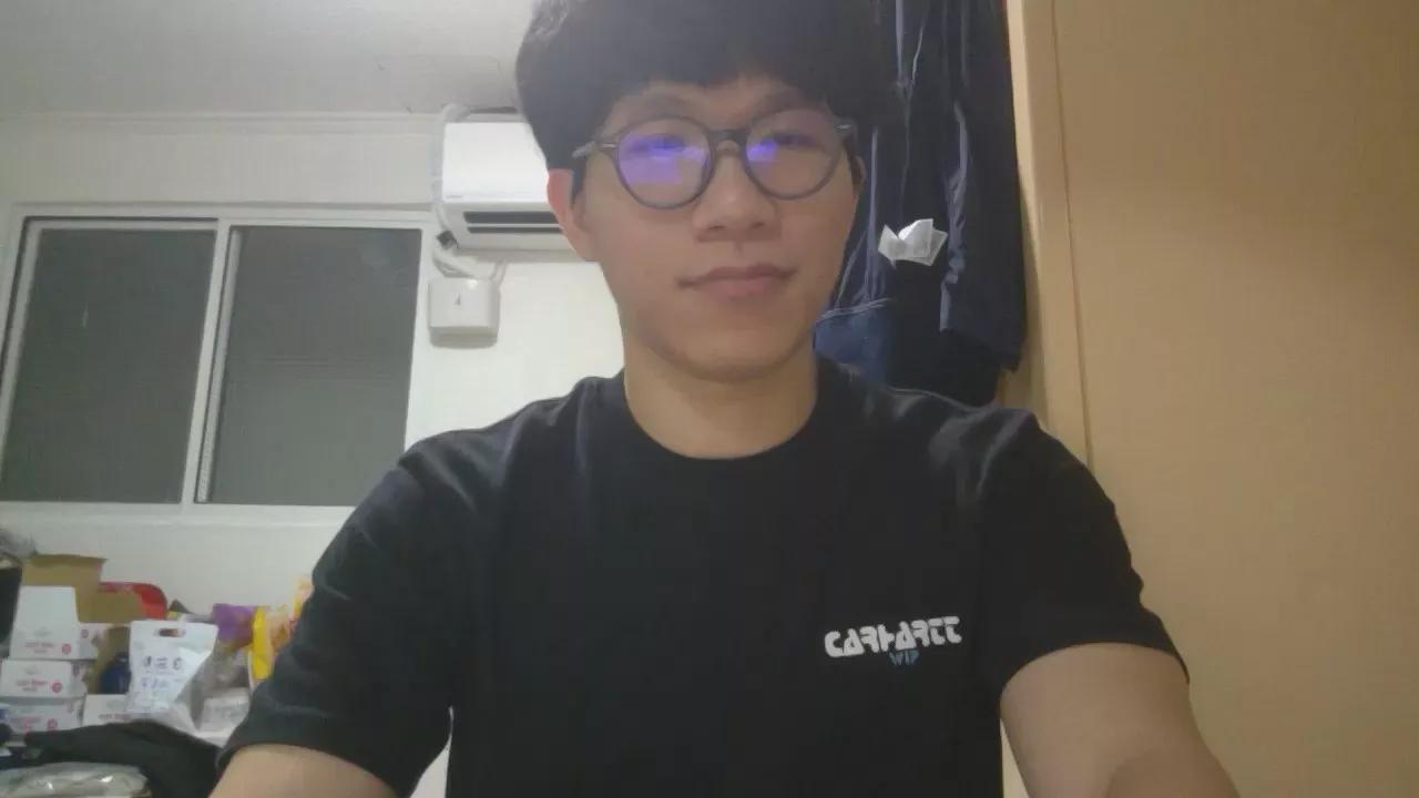 Offline iii_dh_iii on Cam4