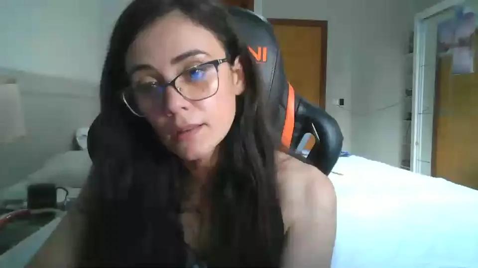 Offline INTHETOILET on Cam4