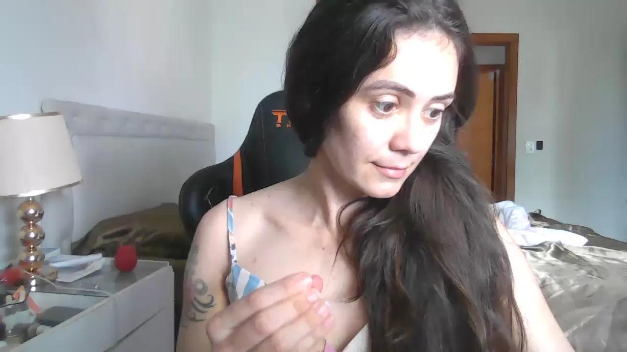 Offline INTHETOILET on Cam4