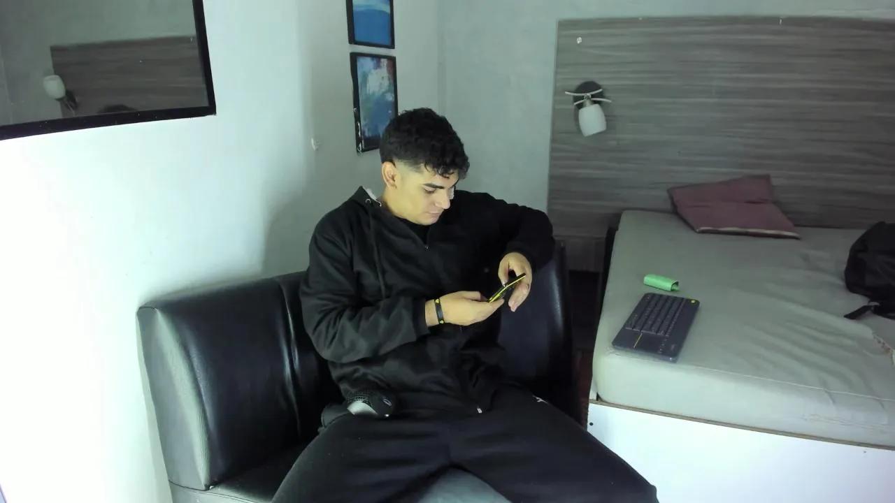 Offline JayMiller on Cam4