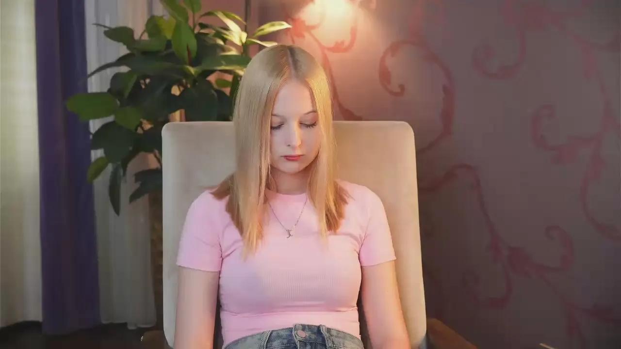 Freechat JeanieBeynon on Cam4