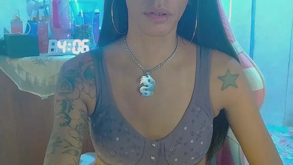 Offline julyjoy on Cam4