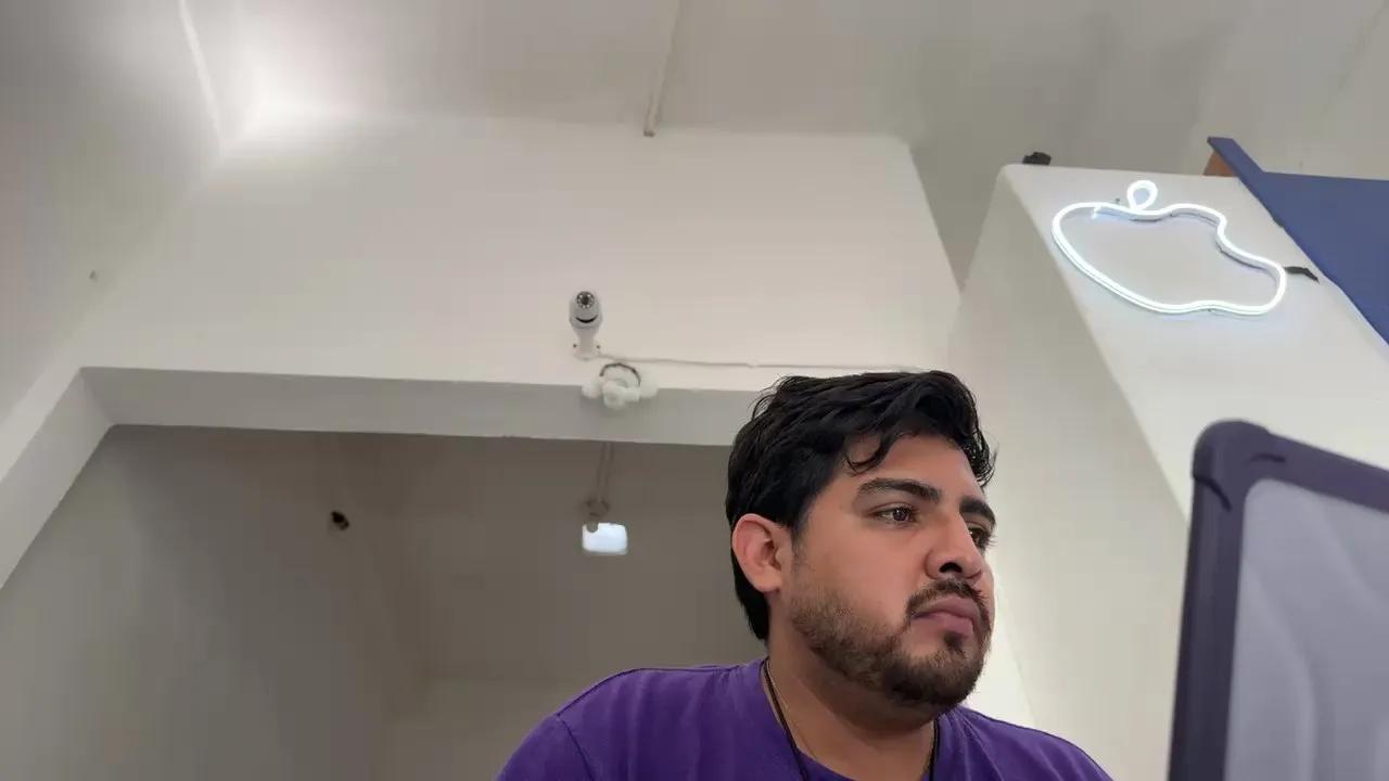 Offline kabezon808 on Cam4