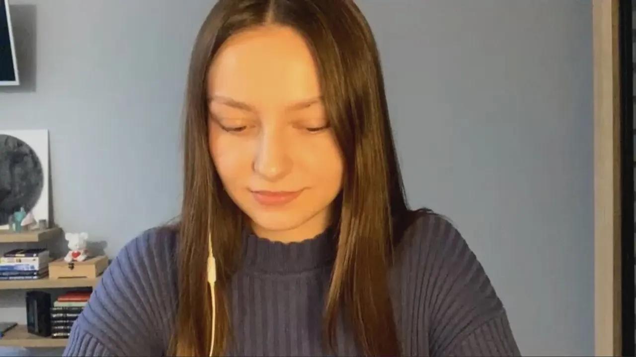 Cam4 KellyRarry69 is Freechat KellyRarry69 —  #femdom #armpits #schoolgirl #C2C #striptease #gamer #feet