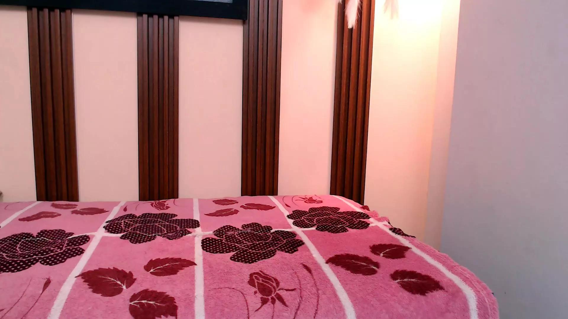 Offline kimberly18cute on Cam4