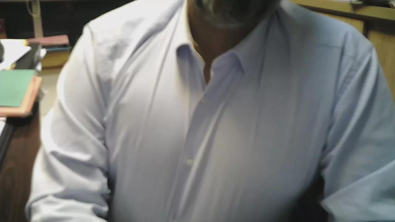 Offline kinkygrk1 on Cam4