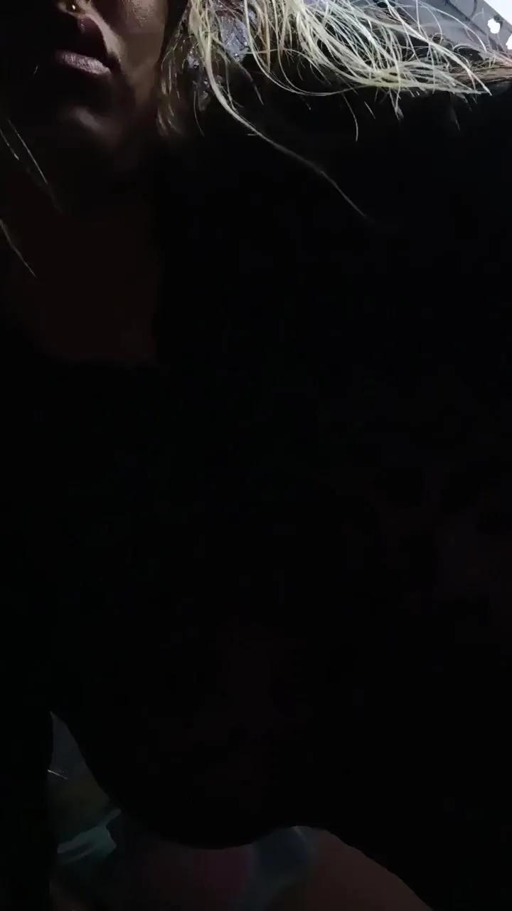 Offline Kitty_goddess on Cam4