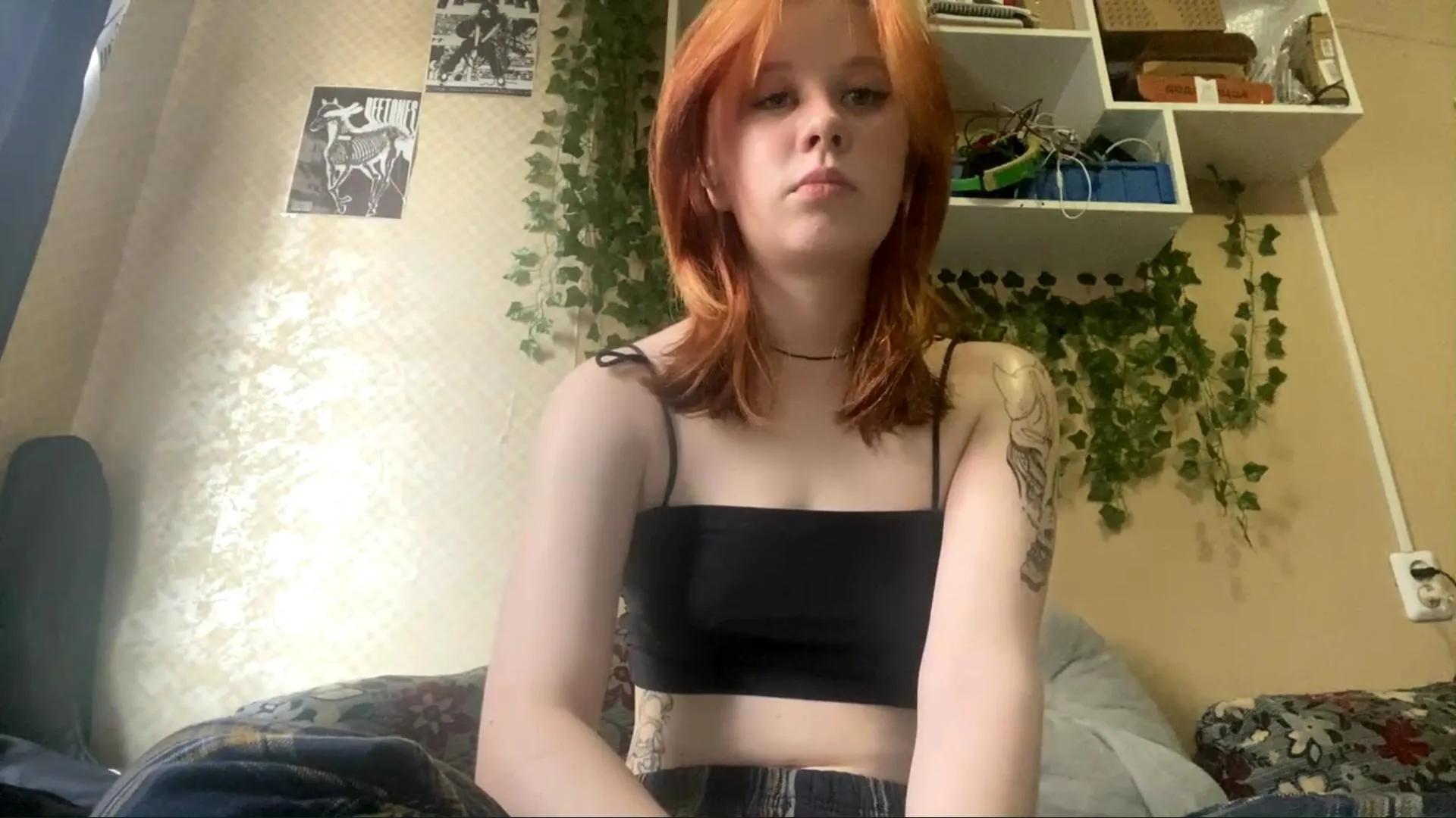 Offline KrystleHavens on Cam4