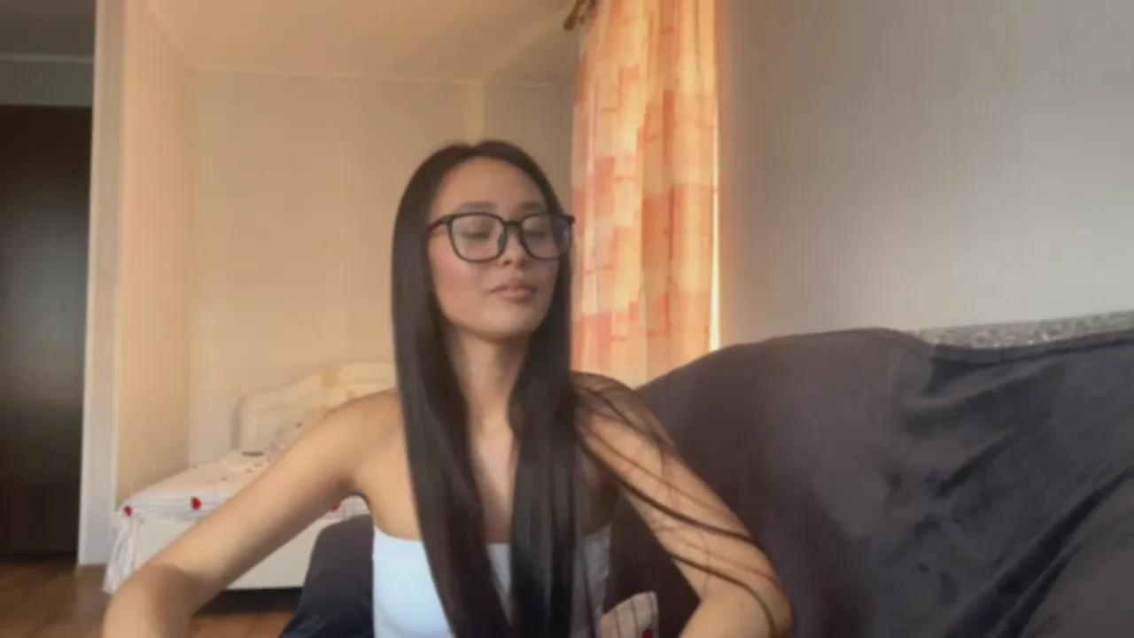 Offline LacySampilo on Cam4