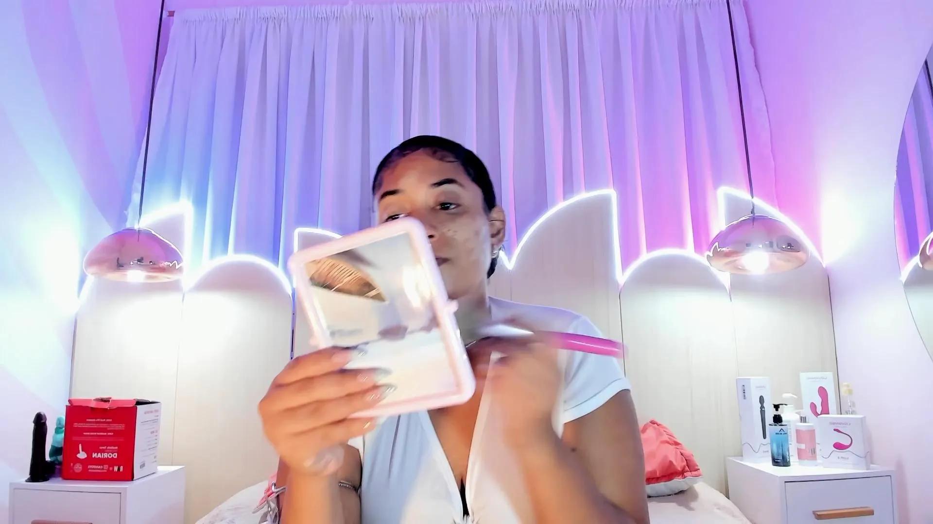 Offline laurent_dupont on Cam4