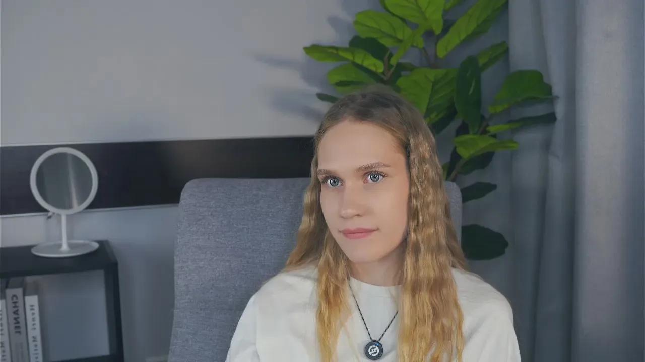 Offline LavernWaltmann on Cam4