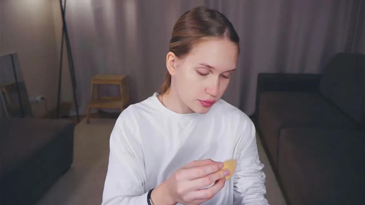 Offline LavernWaltmann on Cam4