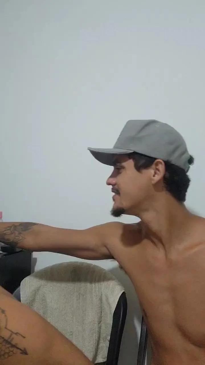 Cam4 Levi_Henrique is Freechat Levi_Henrique — Freechat on Cam4