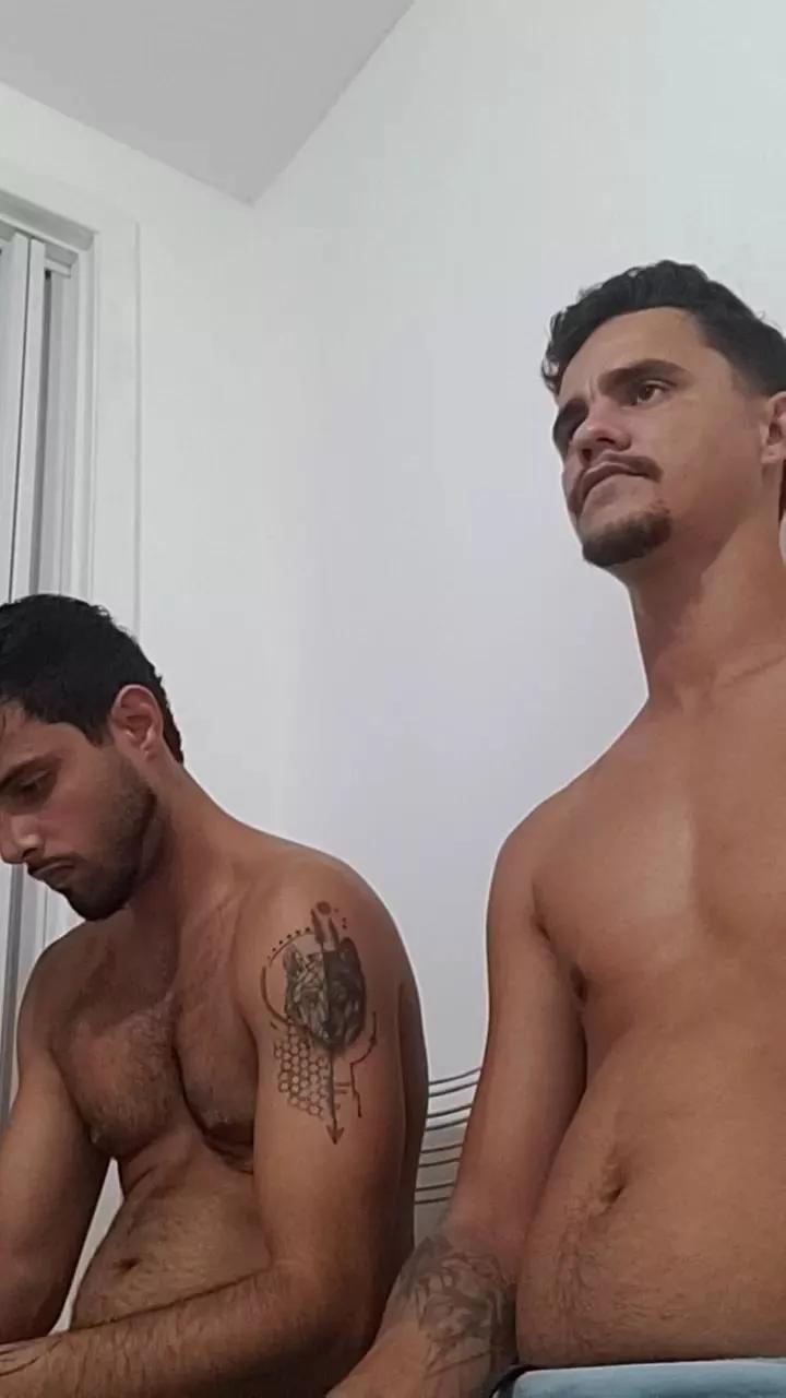 Offline Levi_Henrique on Cam4