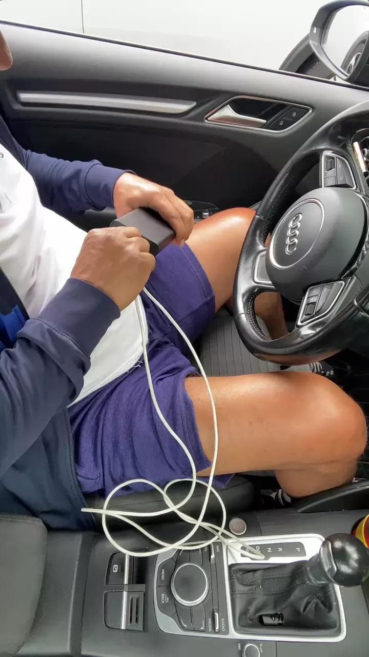 Offline likescock5 on Cam4