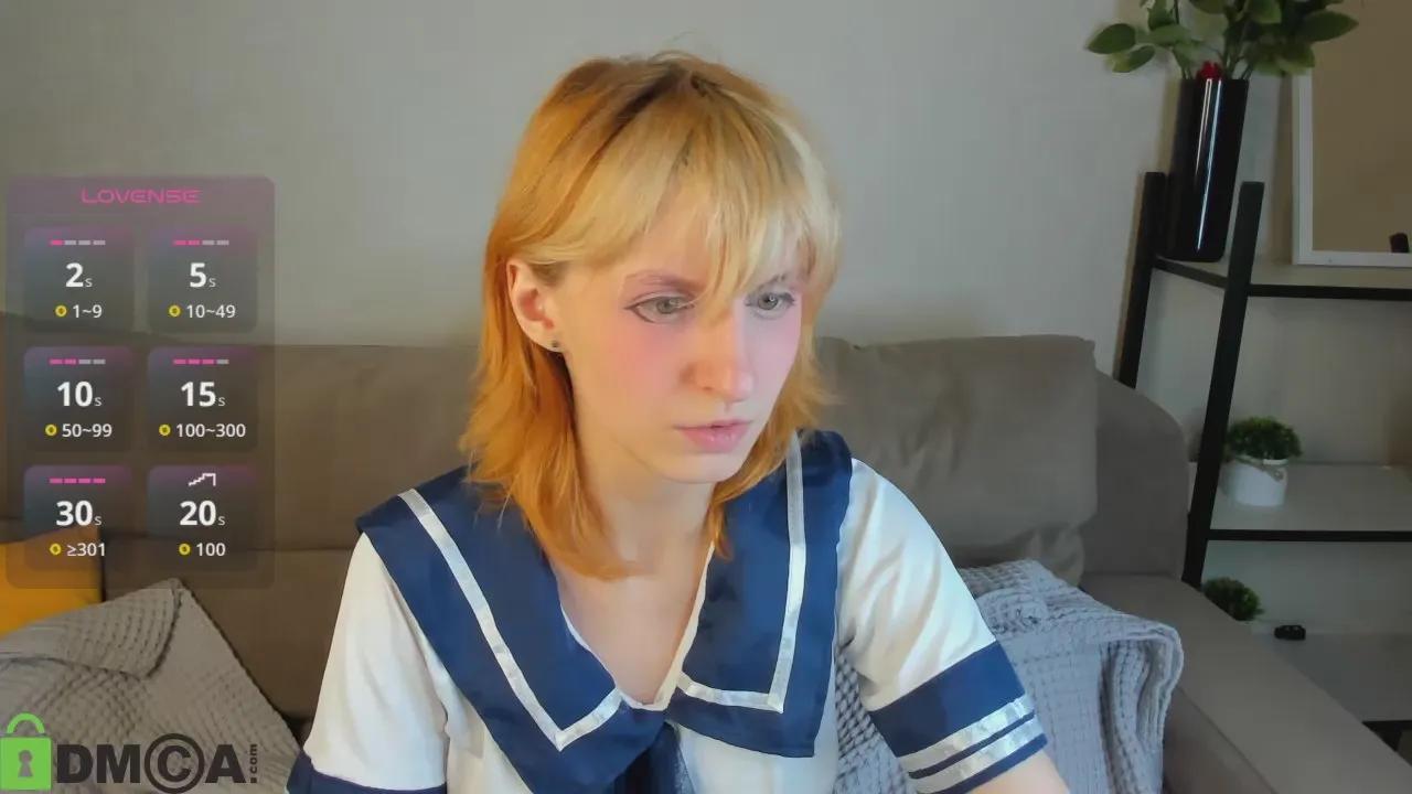 Offline Little_Chips on Cam4