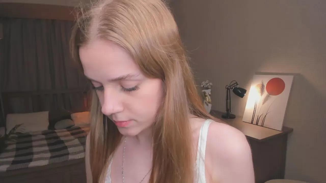 Offline LynetteBalle on Cam4