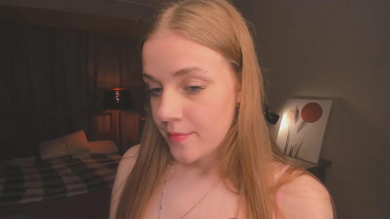 Offline LynetteBalle on Cam4