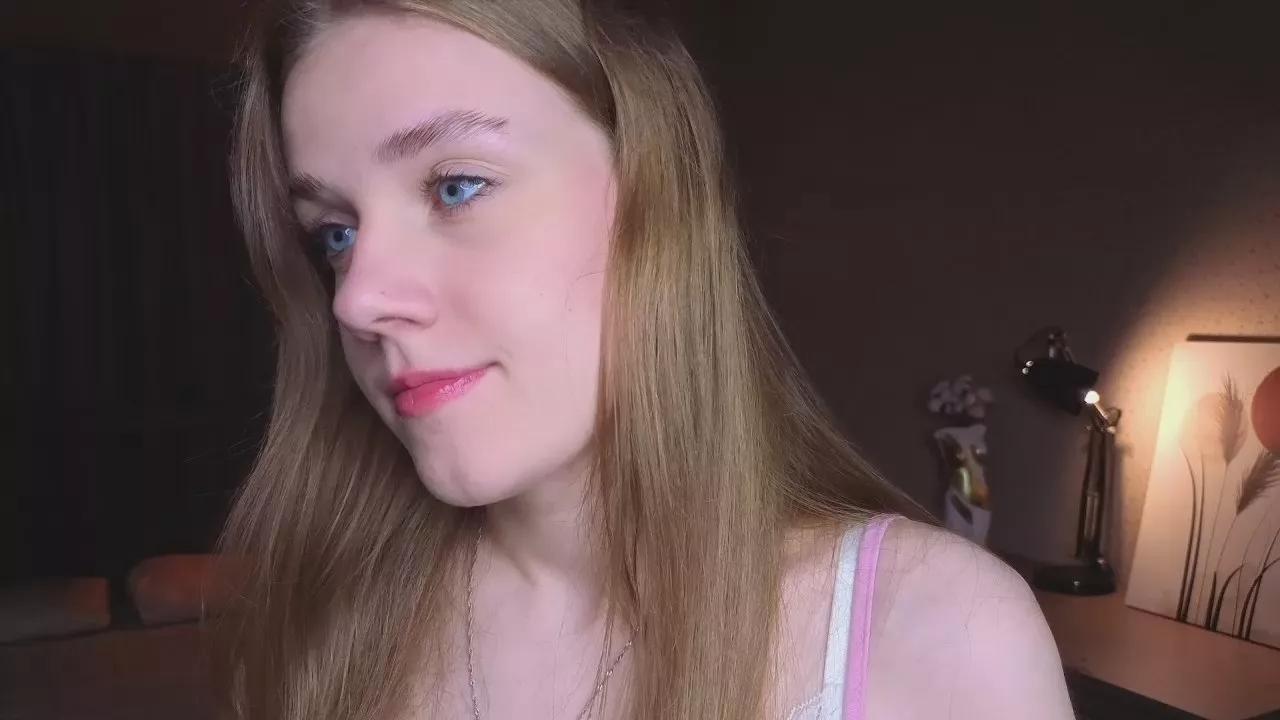 Offline LynetteBalle on Cam4