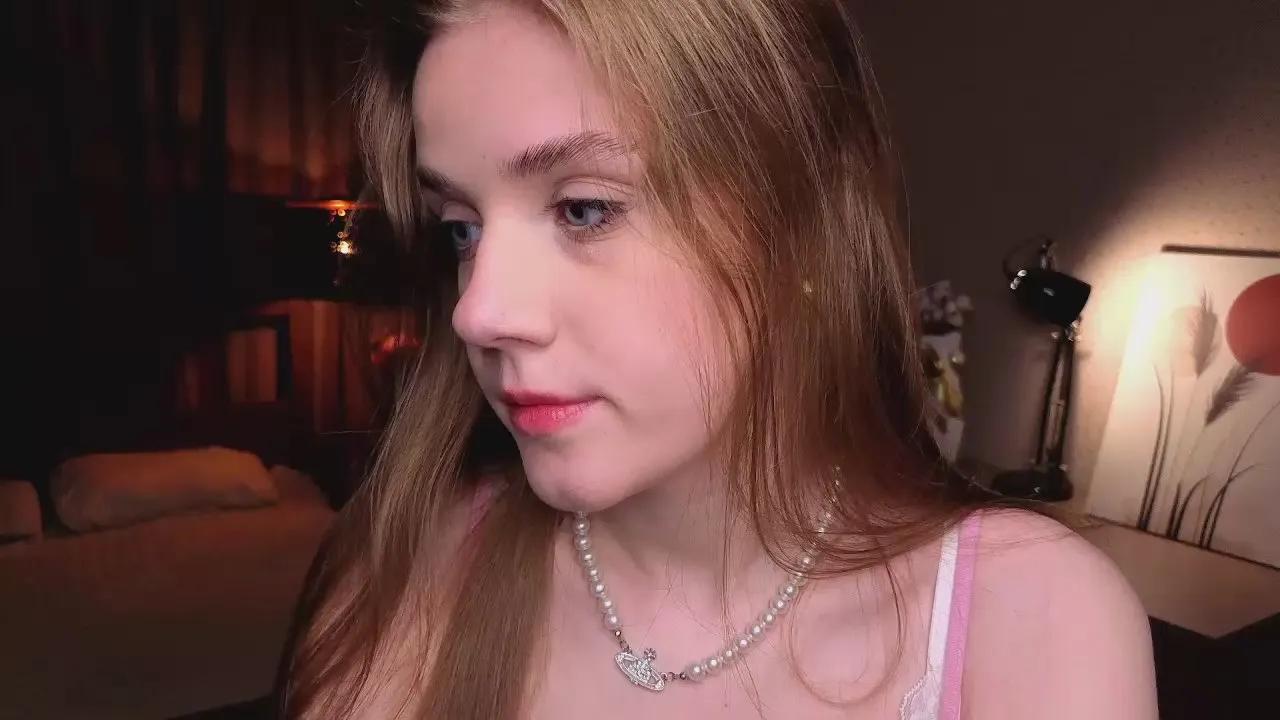 Offline LynetteBalle on Cam4